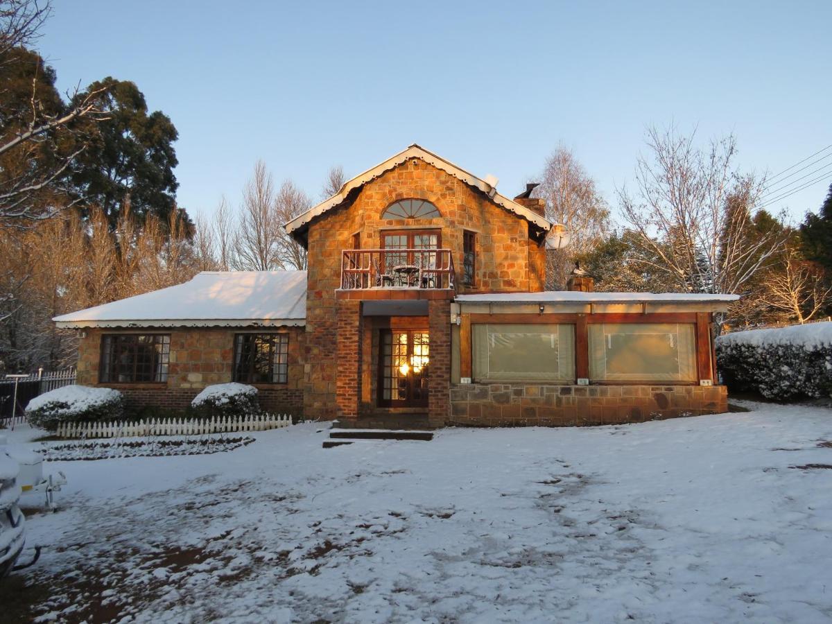 Villa Alm-Ue à Dullstroom Extérieur photo