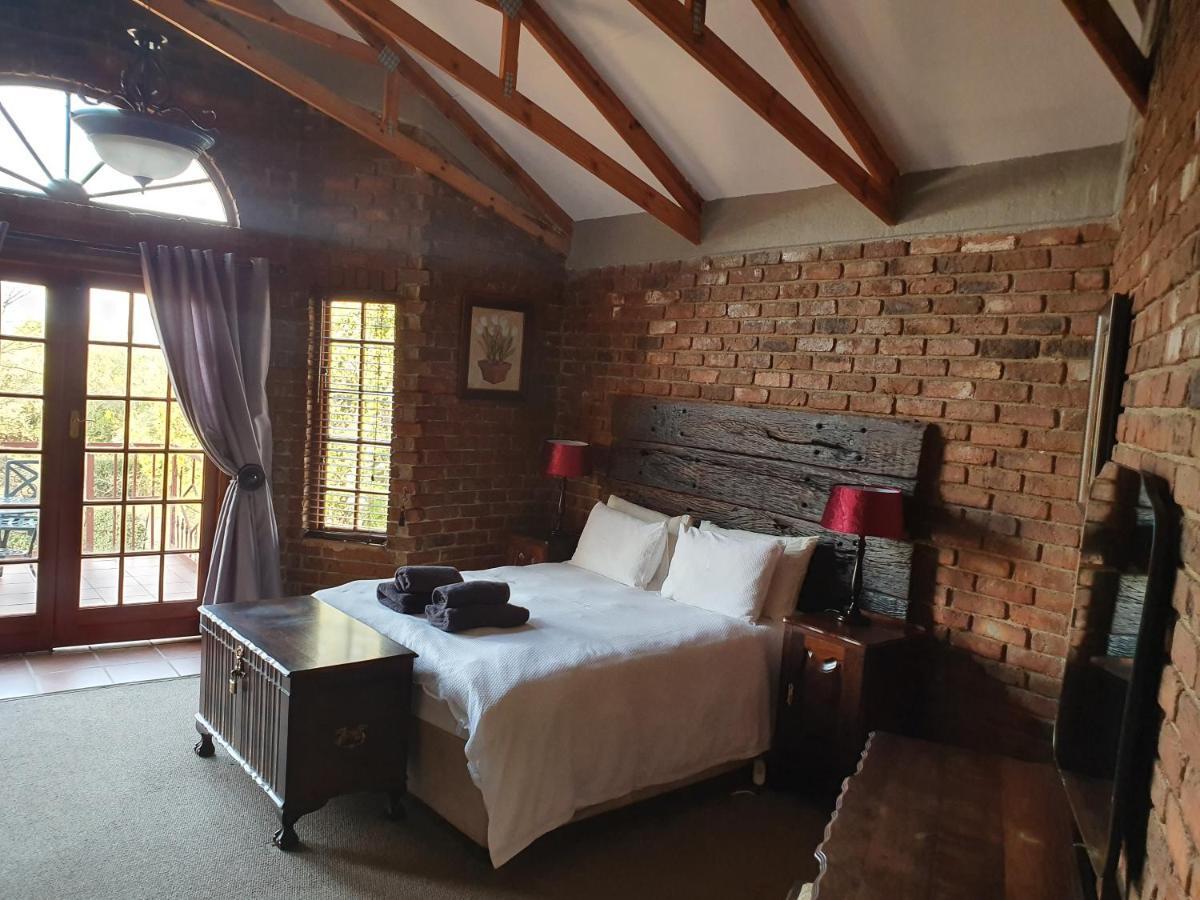 Villa Alm-Ue à Dullstroom Extérieur photo
