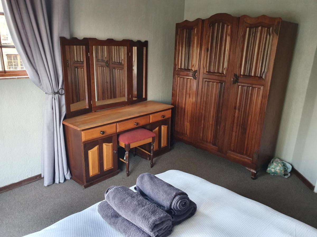 Villa Alm-Ue à Dullstroom Extérieur photo